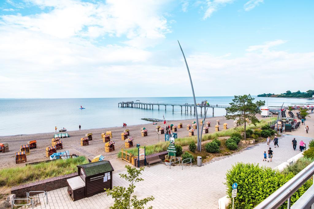 Strandhotel Luv Timmendorfer Strand Exterior photo
